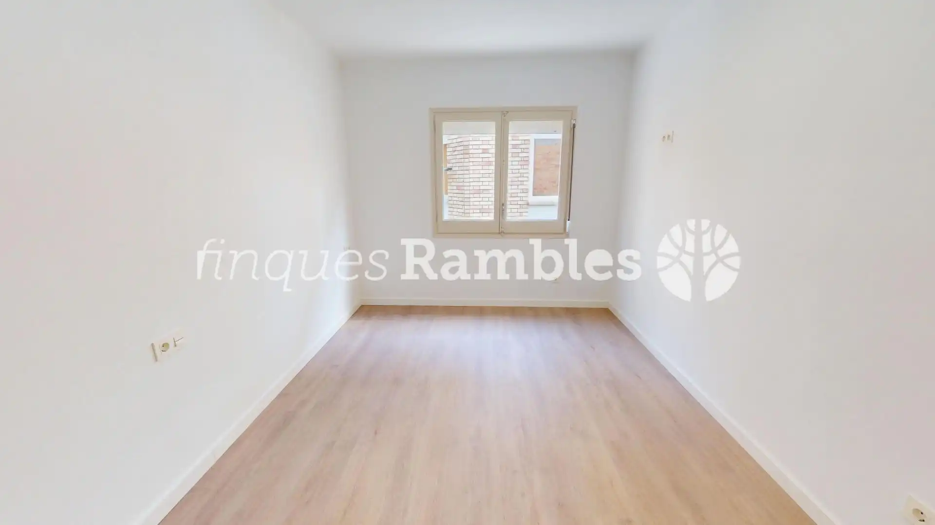 Habitación de Piso en venta en Igualada con Parquet y Terraza