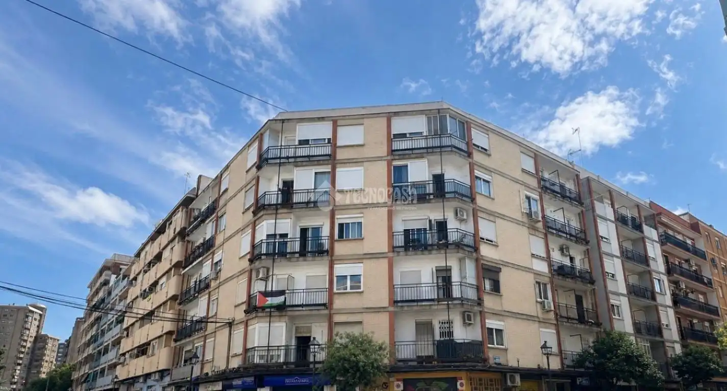 Außenansicht von Wohnung zum Verkauf in Valencia