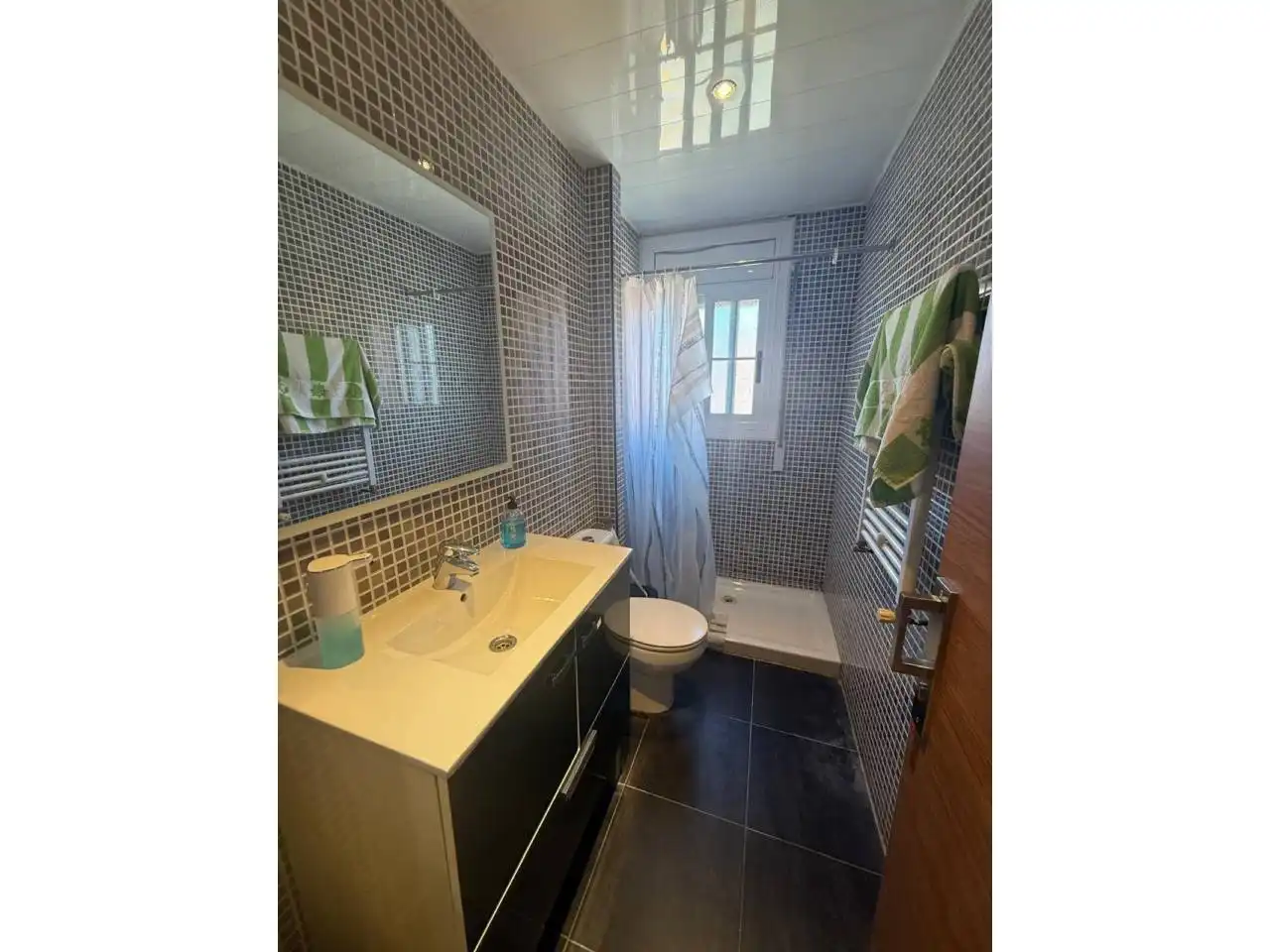Baño de Casa o chalet en venta en Sabadell con Aire acondicionado, Calefacción y Parquet