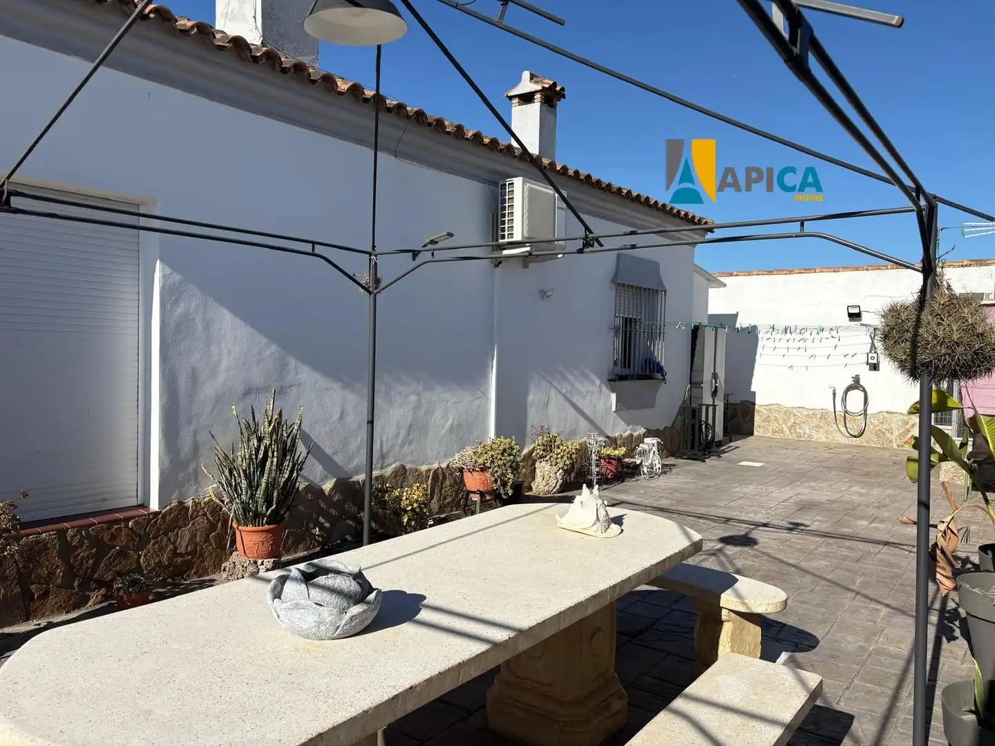 Exterior view of Houses for sale in Chiclana de la Frontera  with Air Conditioner, Terrace and Storage room