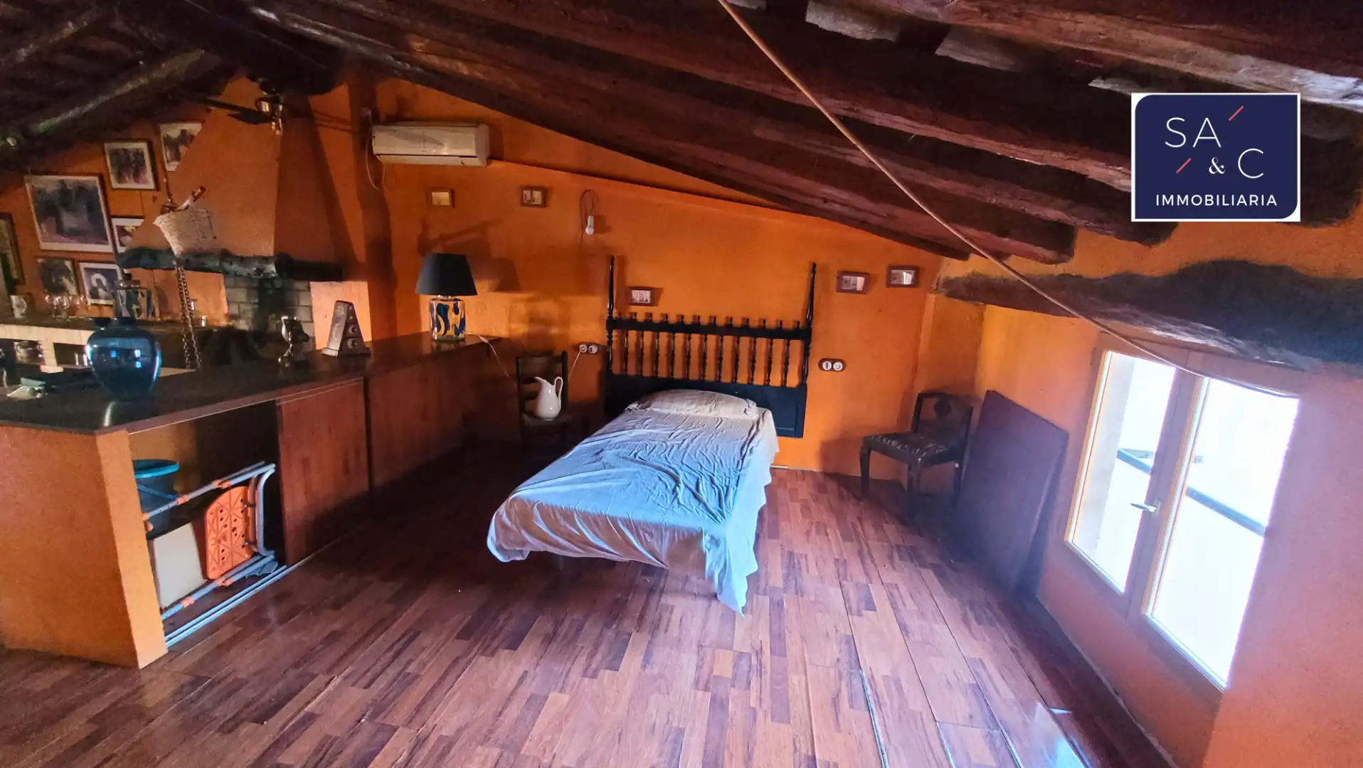 Casa adosada en venda en Almoster