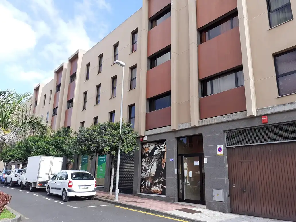 Vista exterior de Garatge en venda en San Cristóbal de la Laguna