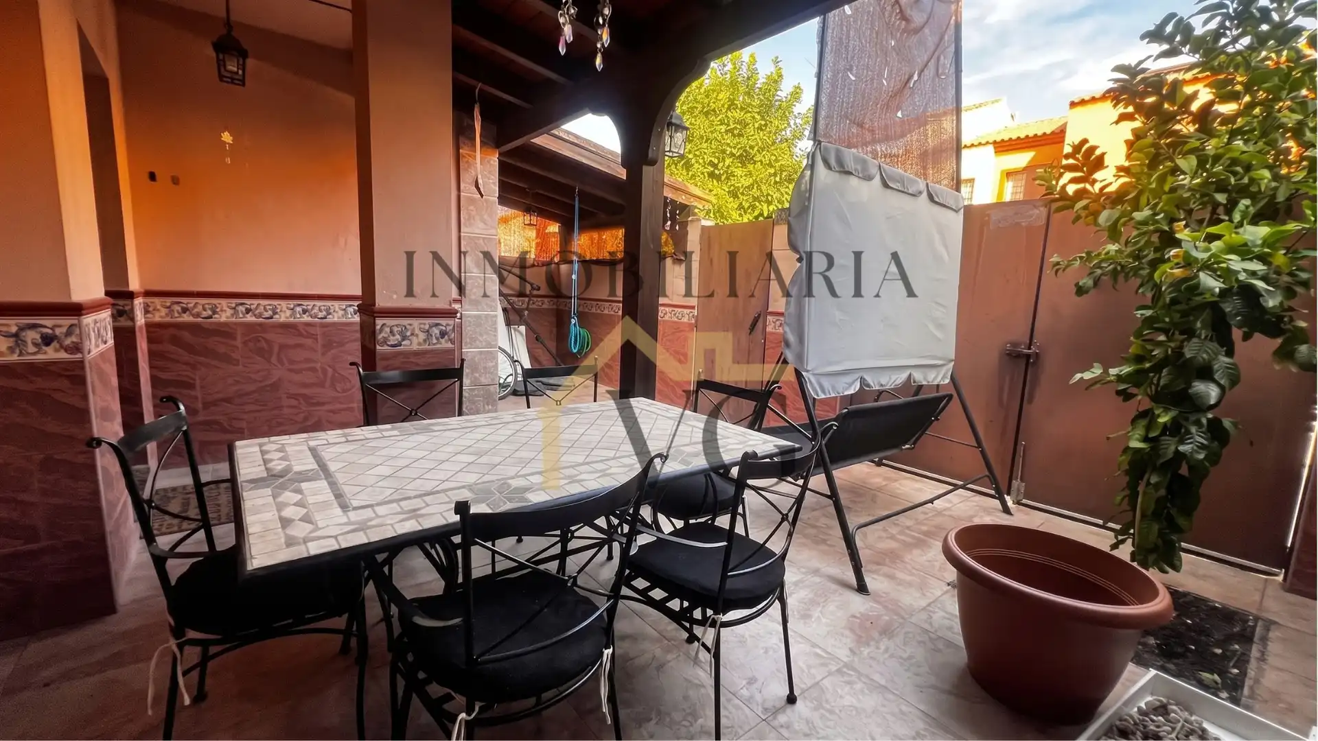 Terrassa de Casa adosada en venda en Guillena amb Calefacció, Terrassa i Traster