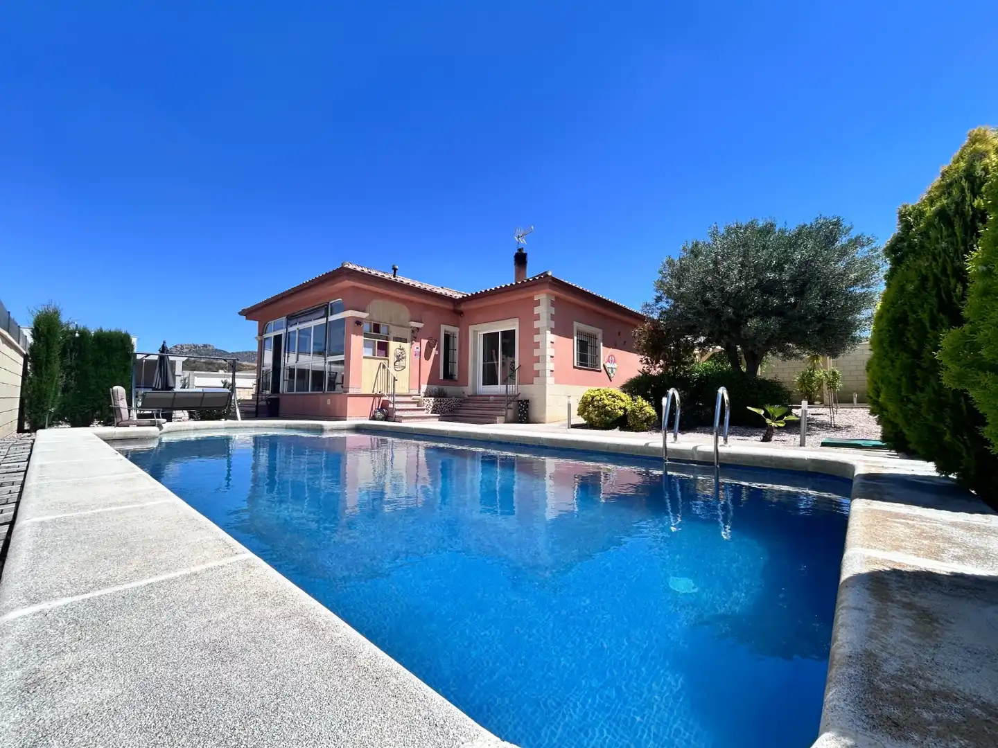 Piscina de Casa o chalet en venta en La Romana con Calefacción, Jardín privado y Terraza