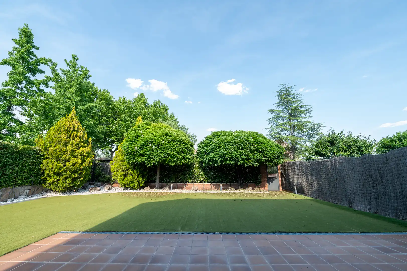 Jardí de Casa o xalet en venda en Las Rozas de Madrid amb Aire condicionat, Calefacció i Jardí privat