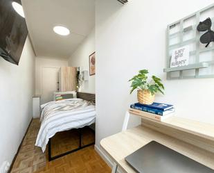 Bedroom of Flat to share in  Madrid Capital  with Heating, Furnished and Washing machine
