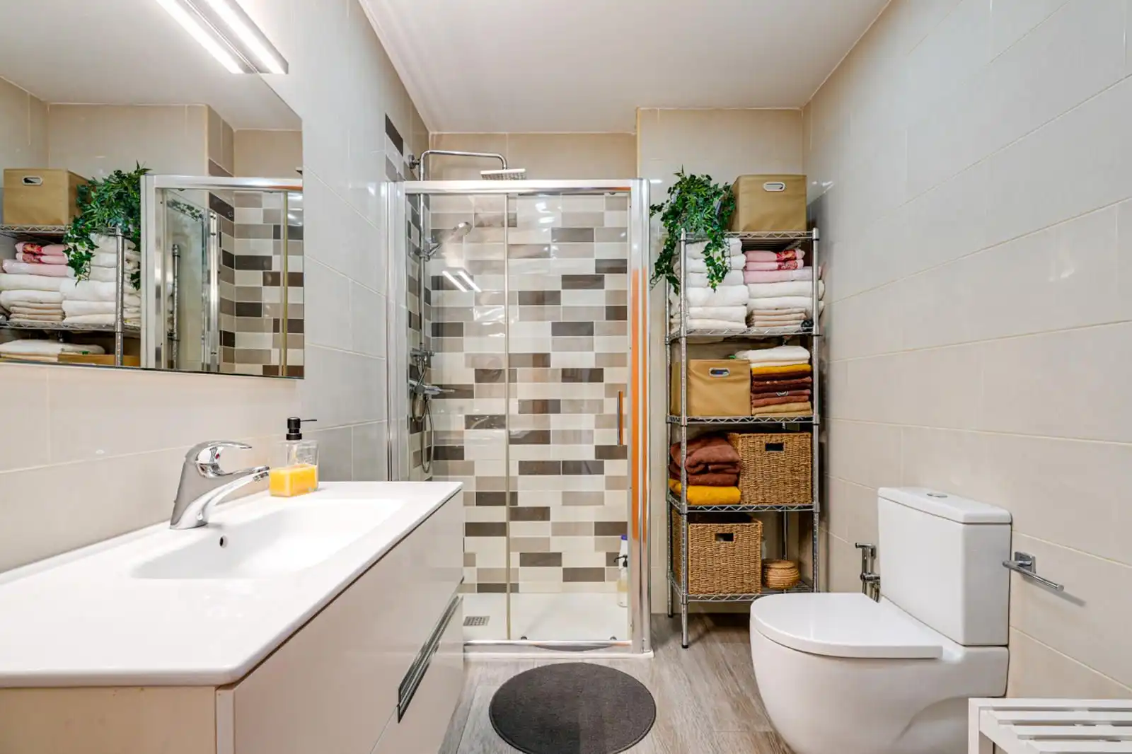 Bathroom of Attic for sale in Sant Feliu de Llobregat  with Air Conditioner, Heating and Terrace