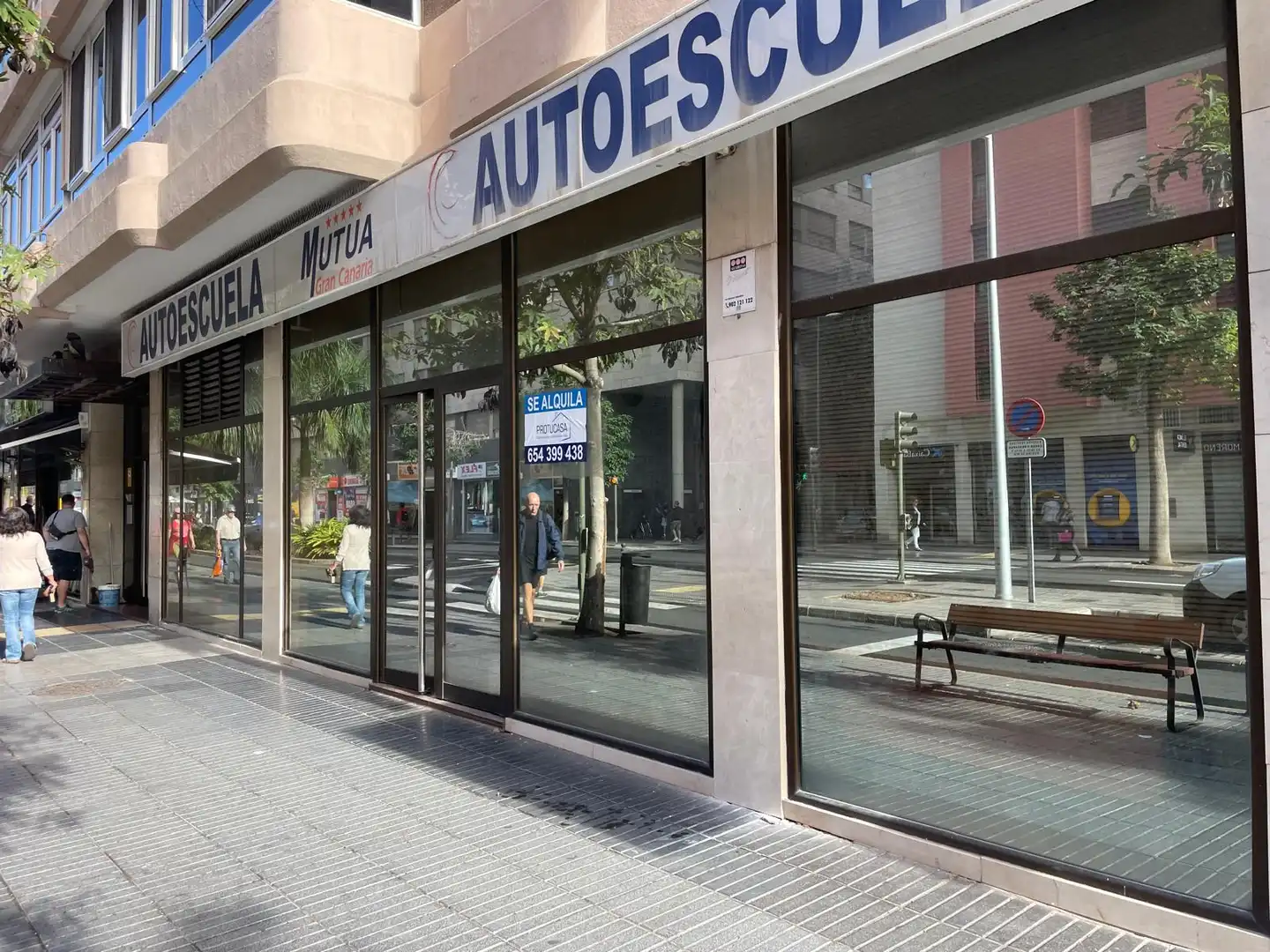 Local comercial en alquiler en Calle Luis Doreste Silva