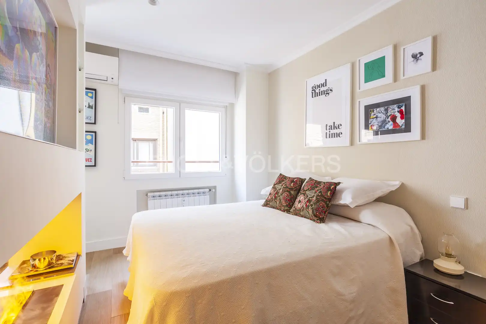Bedroom of Flat for rent in Madrid  with Air Conditioner, Heating and Furnished