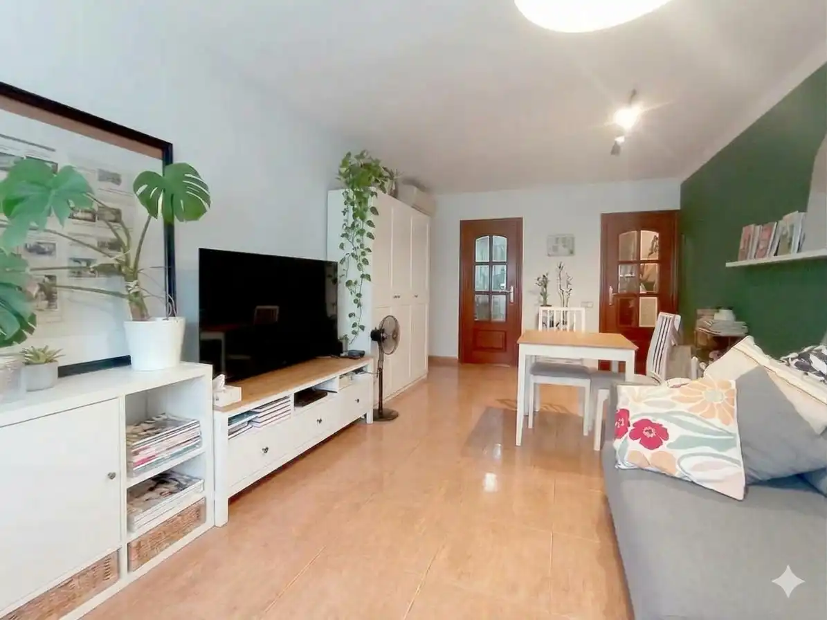 Flat with lift for sale in La Llagosta