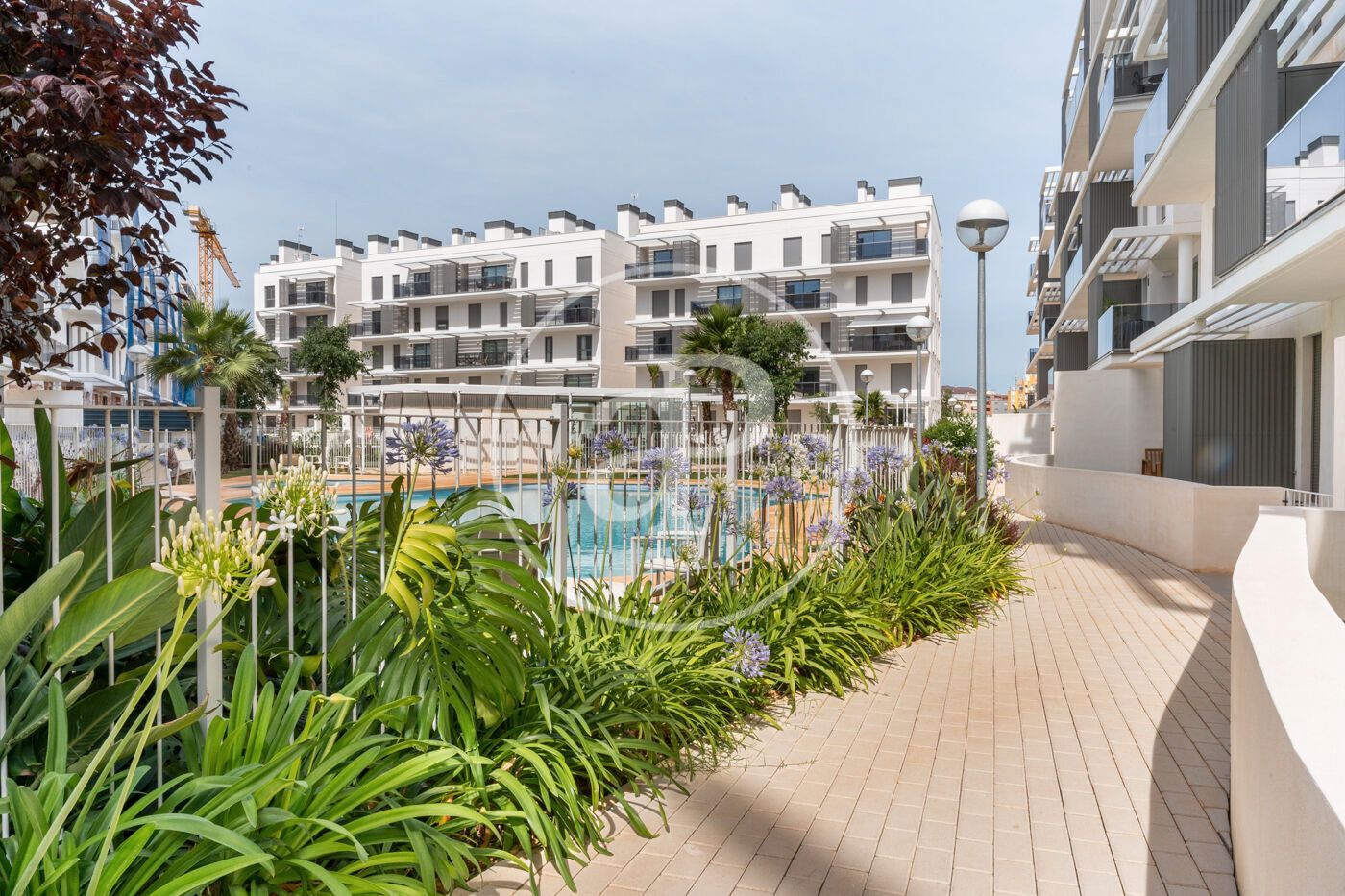 Vista exterior de Pis de lloguer en Dénia amb Aire condicionat, Calefacció i Jardí privat