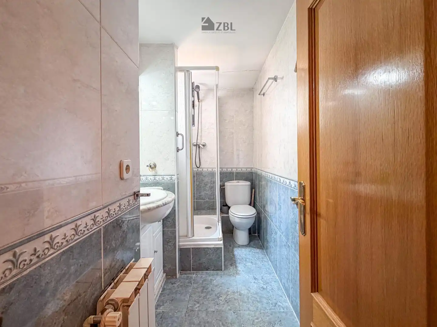 Badezimmer von Wohnung zum Verkauf in Manresa mit Heizung und Abstellraum