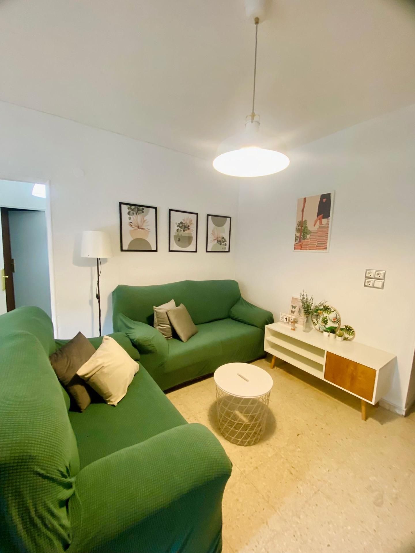 Living room of Flat to rent in  Granada Capital  with Private garden and Terrace