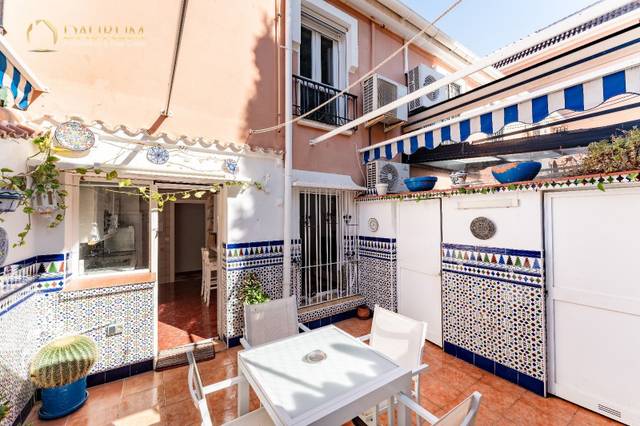 Casa adosada en Venta en BOLIVIA en Pedregalejo - Morlaco