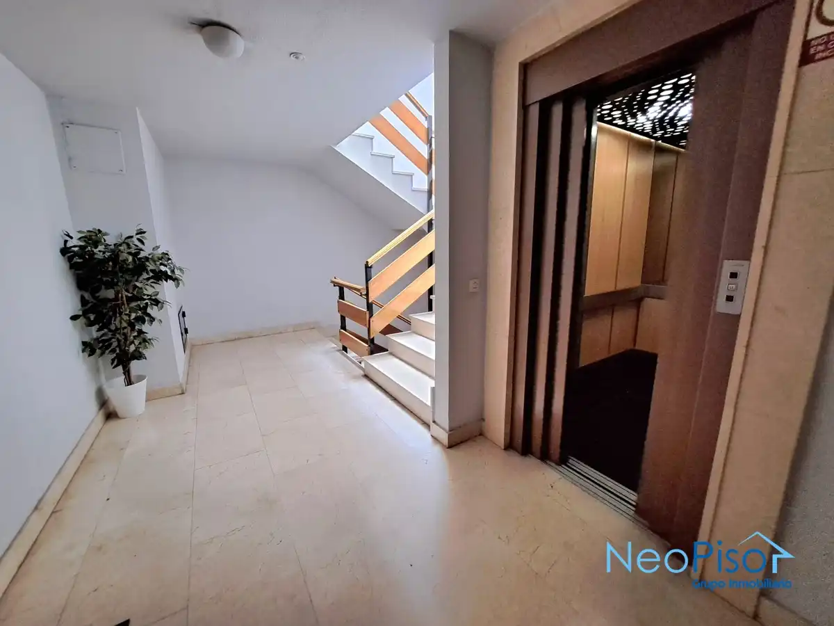Pis en venda en Alcorcón amb Aire condicionat, Terrassa i Moblat