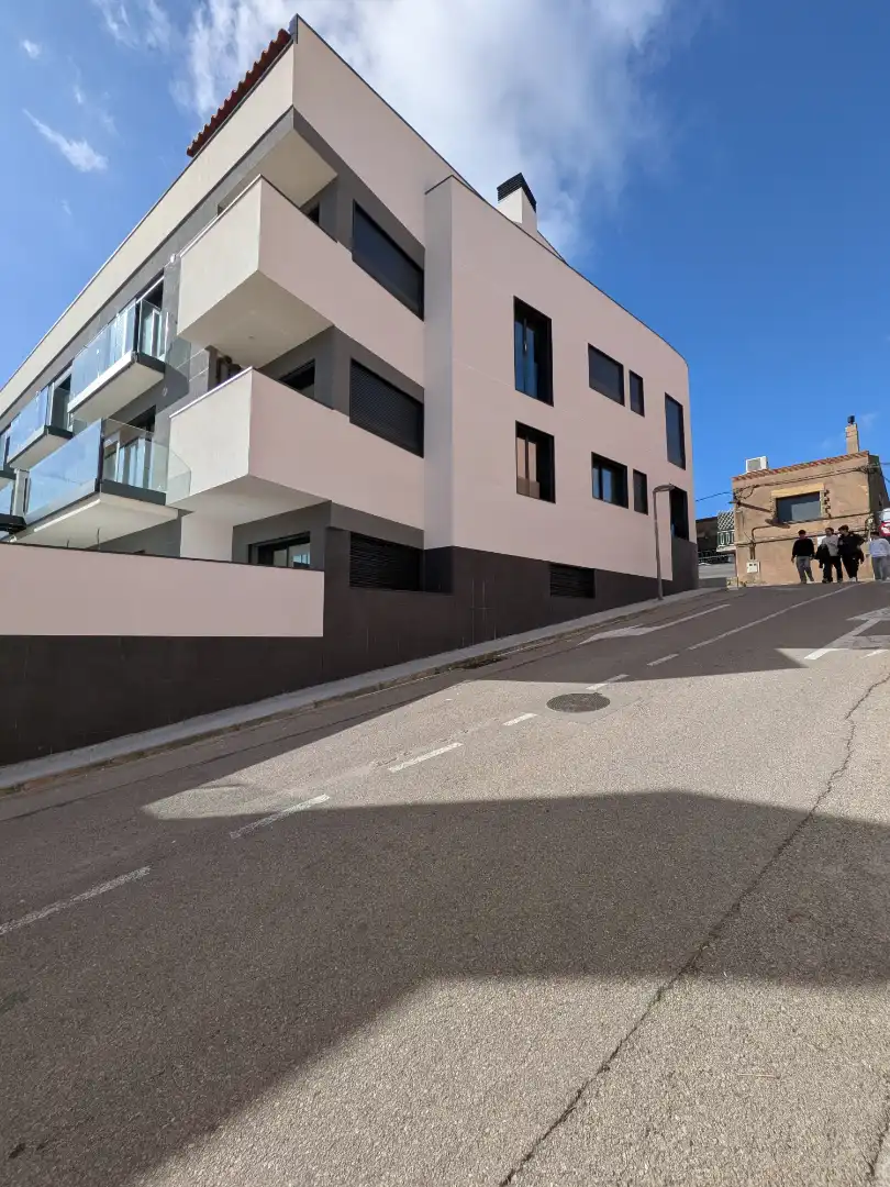 Vista exterior de Dúplex en venda en Viladecavalls amb Aire condicionat, Calefacció i Terrassa