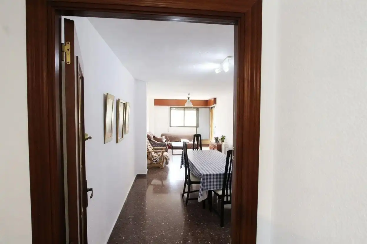 Piso en venta en Paterna con Terraza y Balcón