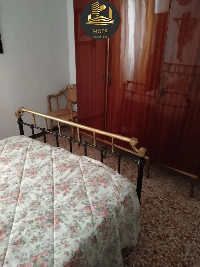 Habitación de Casa o chalet en venta en Huelma con Terraza y Trastero