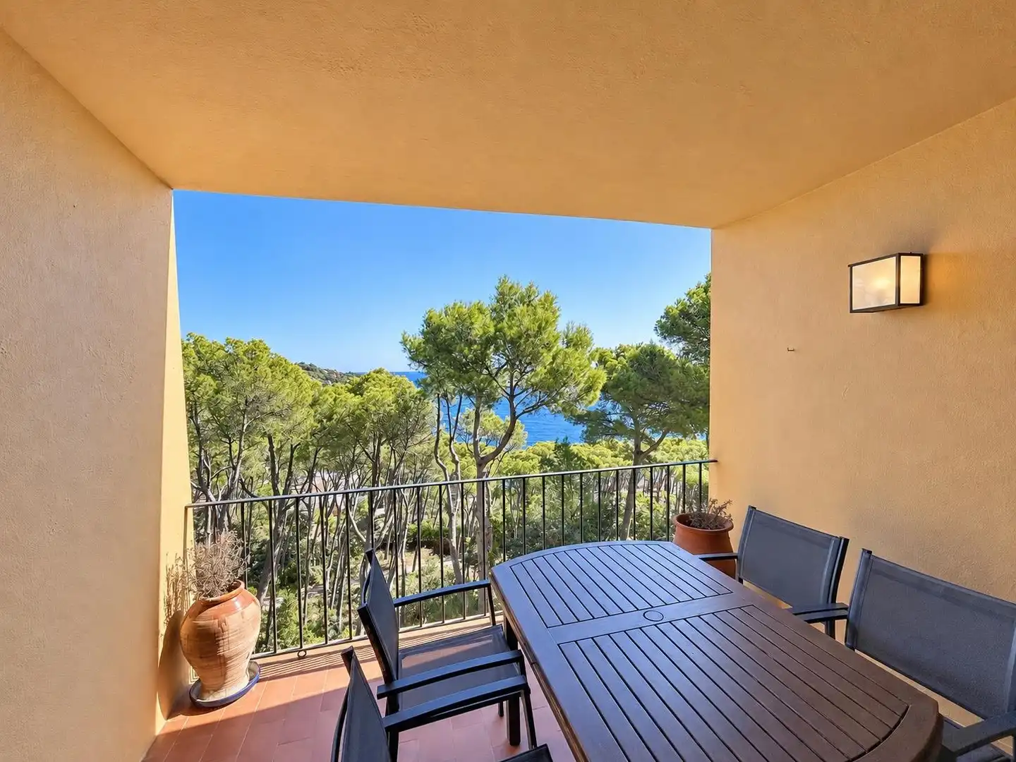 Terraza de Apartamento en venta en Palafrugell con Calefacción, Jardín privado y Amueblado