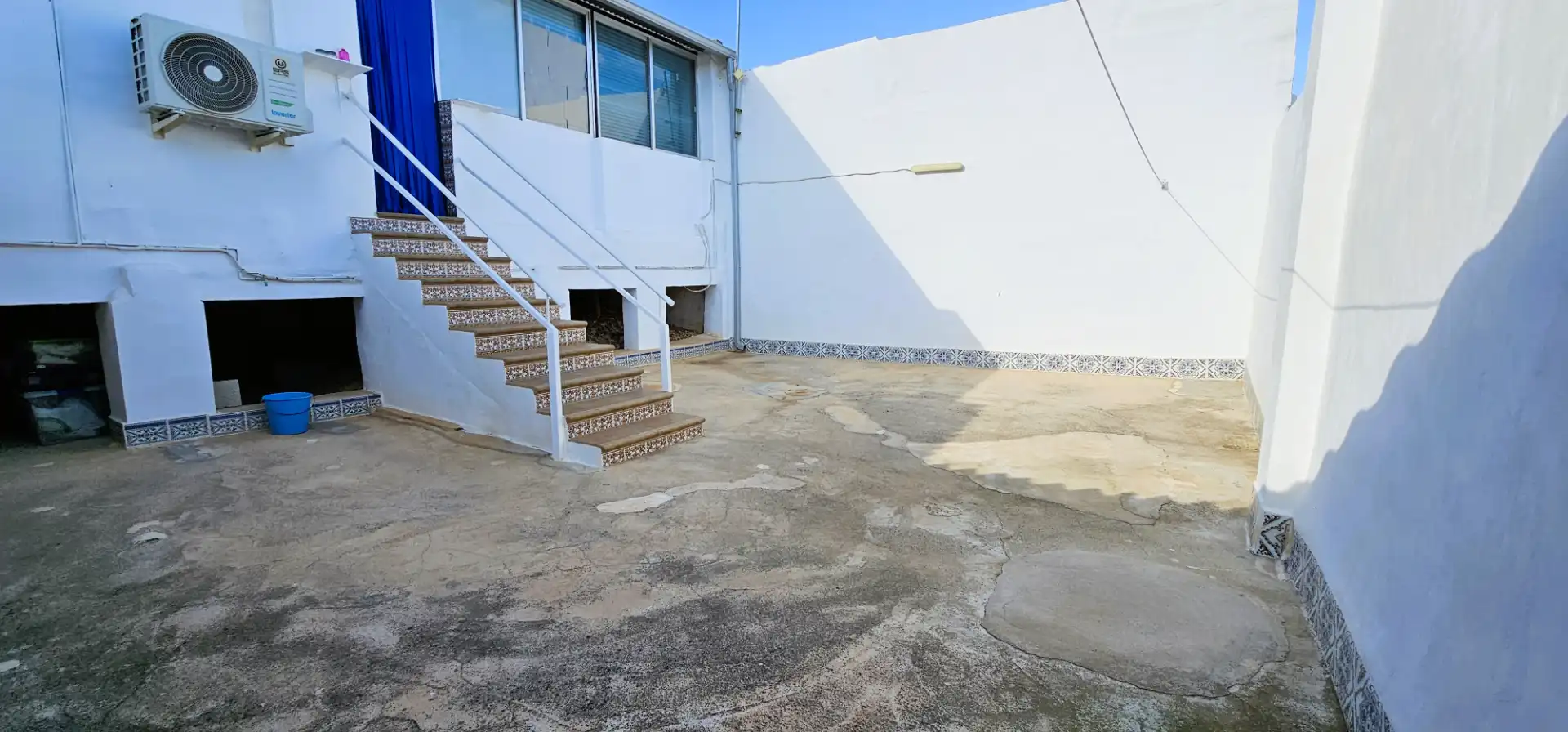 Vista exterior de Casa o xalet en venda en Alhama de Murcia amb Aire condicionat, Terrassa i Traster