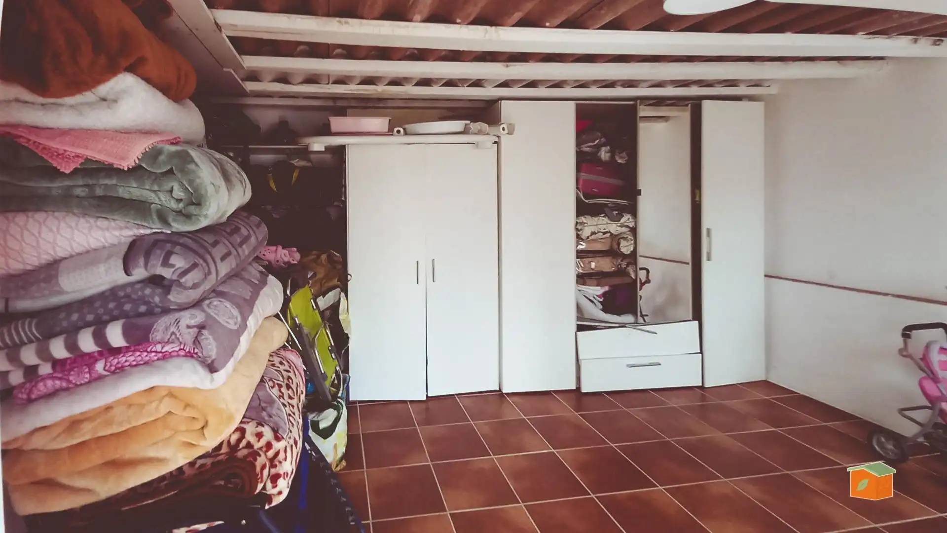 Dormitori de Casa adosada en venda en Amposta amb Aire condicionat i Terrassa