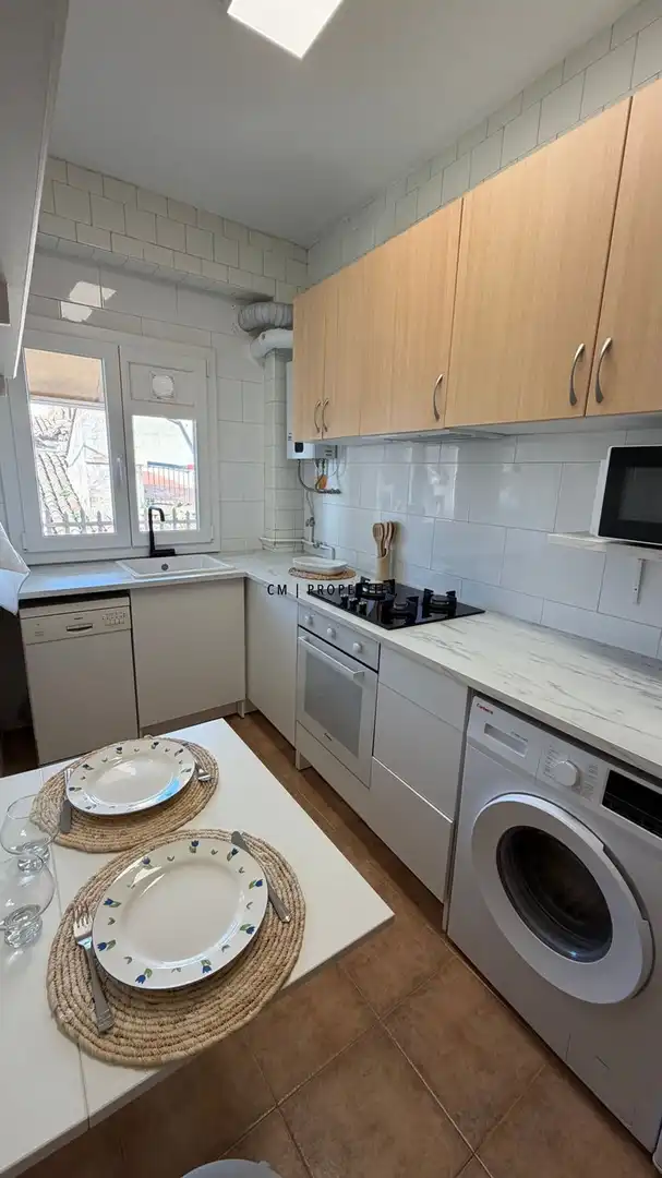 Kitchen of Flat for rent in Valencia  with Air Conditioner, Heating and Furnished