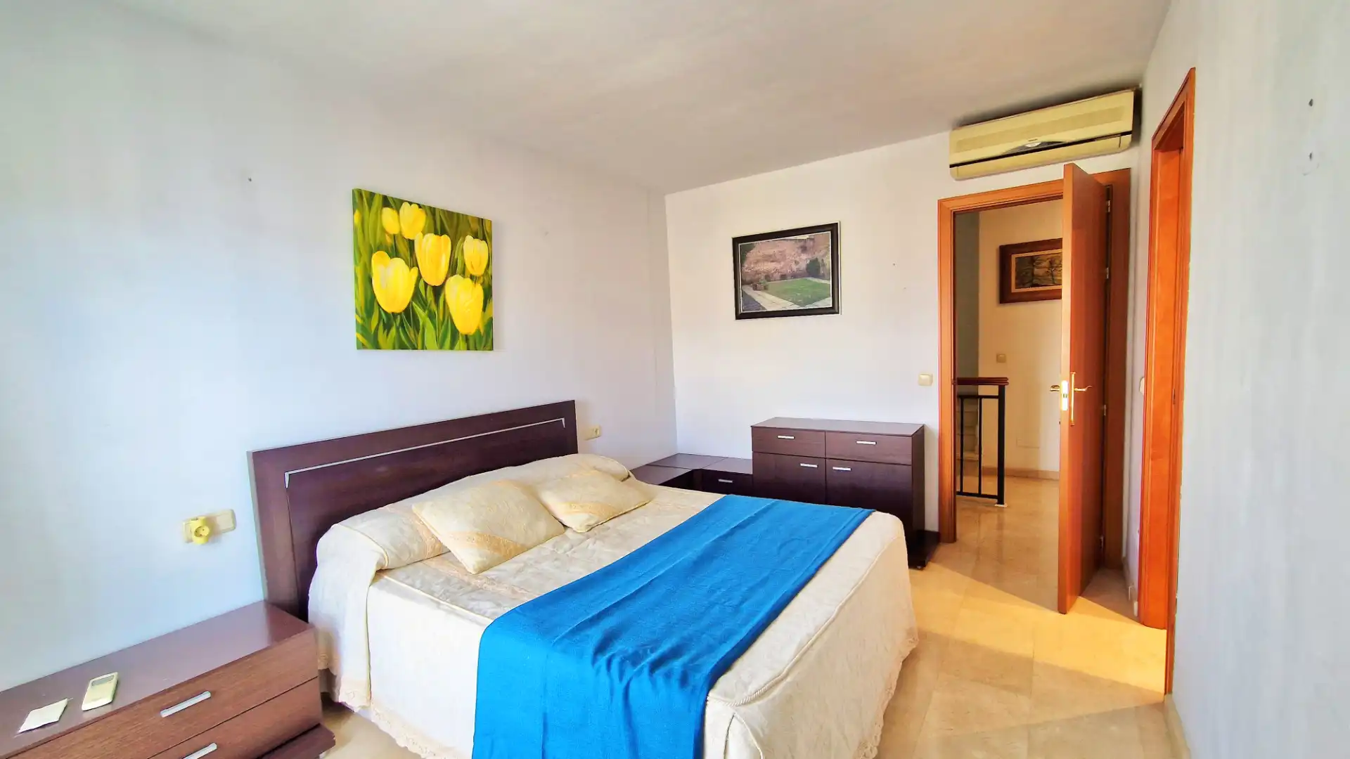 Bedroom of Houses for sale in Málaga  with Air Conditioner, Terrace and Furnished