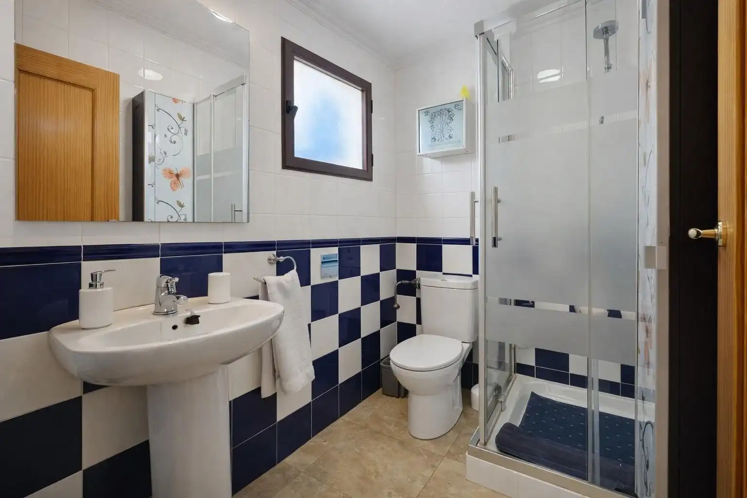 Bathroom of Houses for sale in Santa Pola  with Heating, Private garden and Furnished