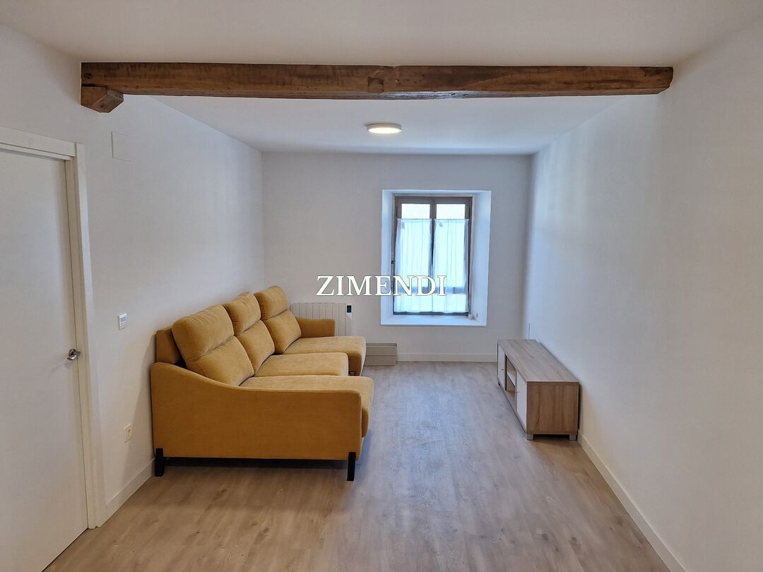 Wohnzimmer von Wohnung zur Miete in Elorrio mit Heizung