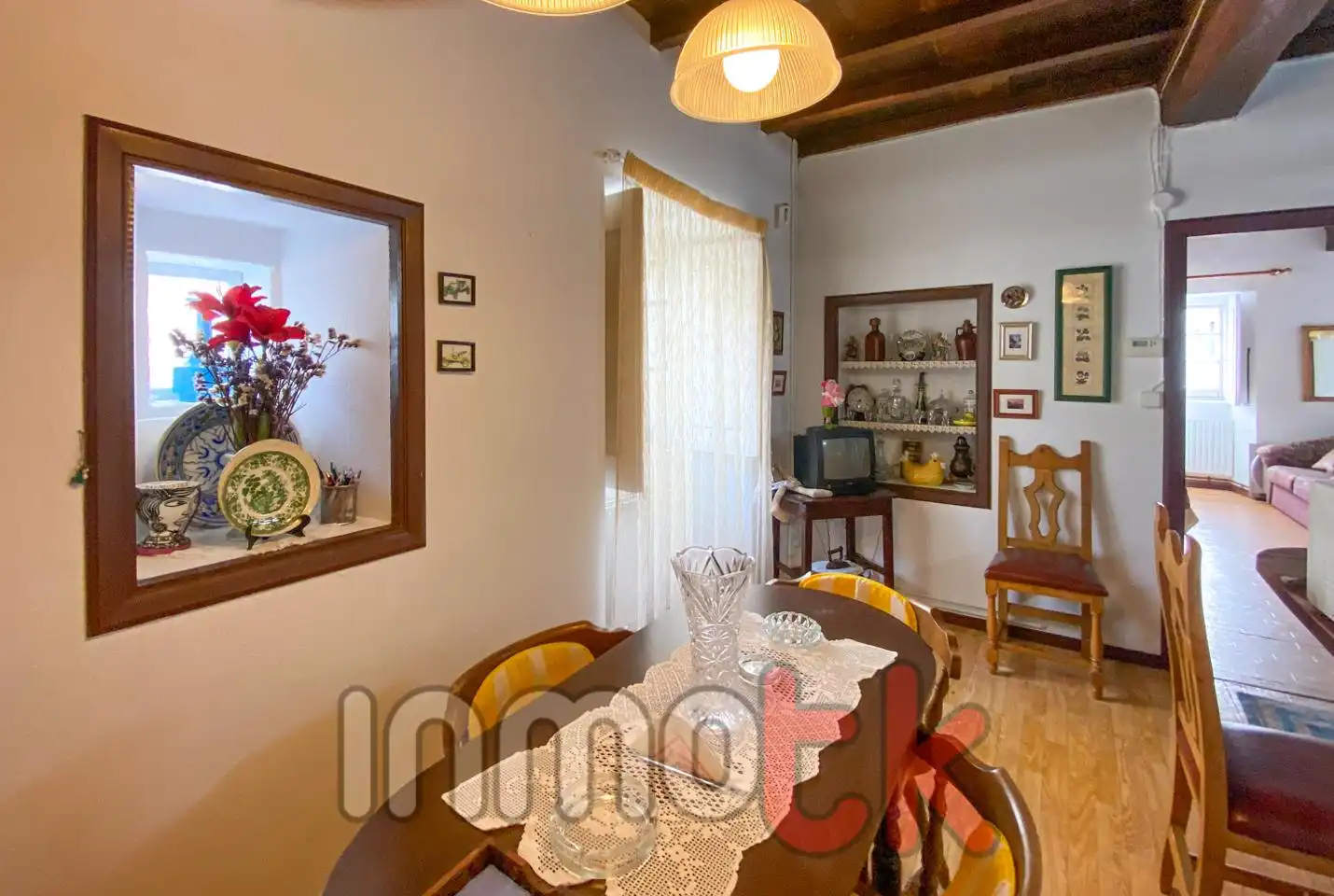 Sala d'estar de Casa o xalet en venda en Guitiriz amb Calefacció, Terrassa i Traster