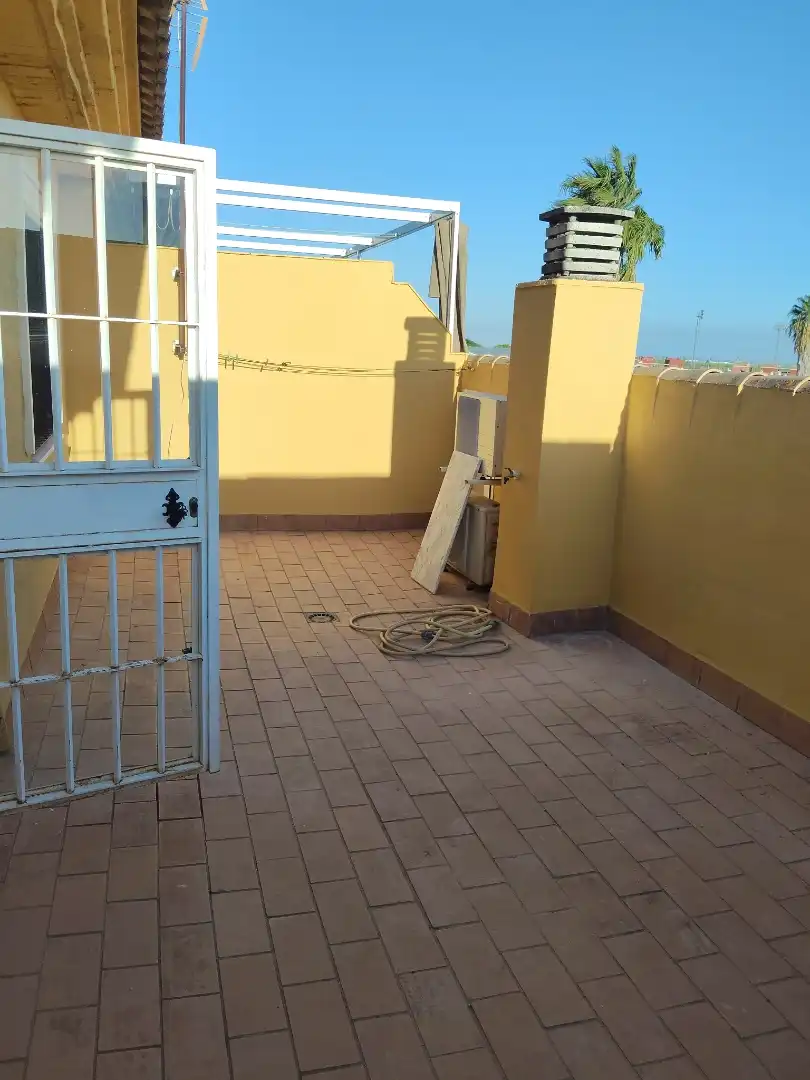 Terrassa de Dúplex en venda en Bollullos de la Mitación amb Aire condicionat