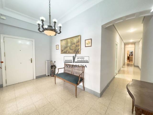 Piso en Venta en Plaza de los Sitios en Paseo Independencia