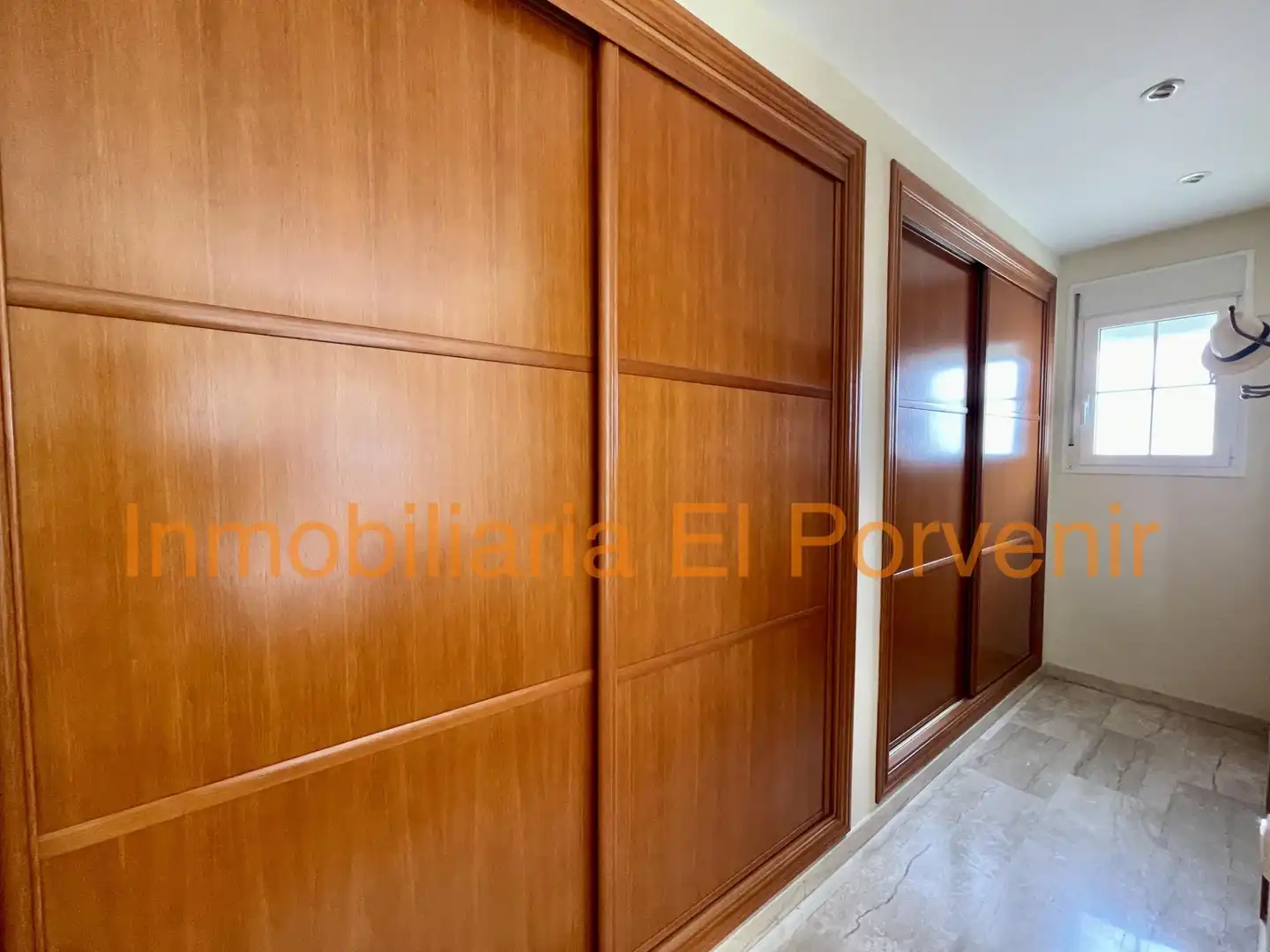 Casa o chalet en venta en Torrent con Aire acondicionado, Jardín privado y Terraza