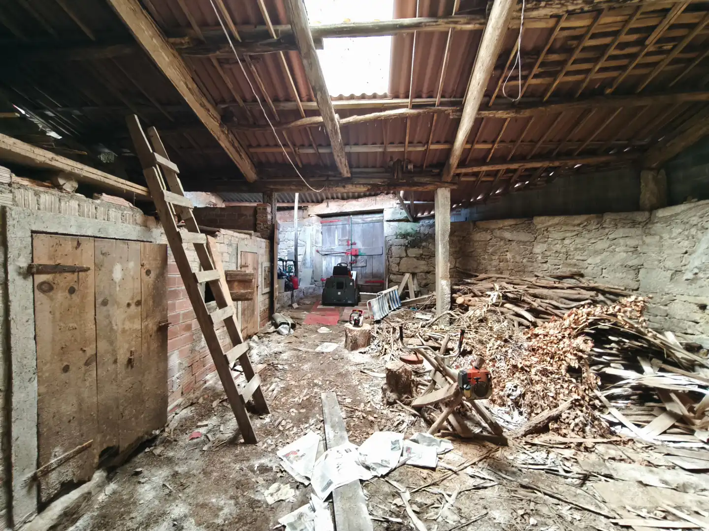 Casa o xalet en venda en Santiago de Compostela  amb Jardí privat, Terrassa i Traster