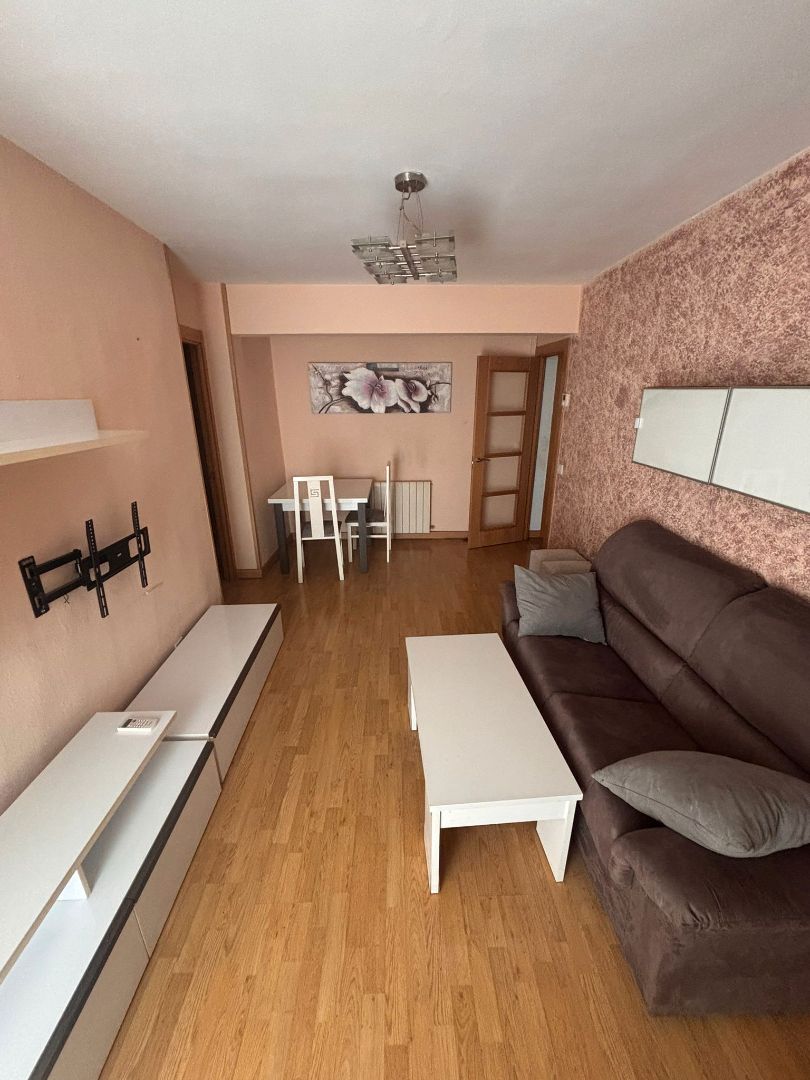 Sala de estar de Piso en venta en Cuenca Capital con Aire acondicionado, Calefacción y Amueblado