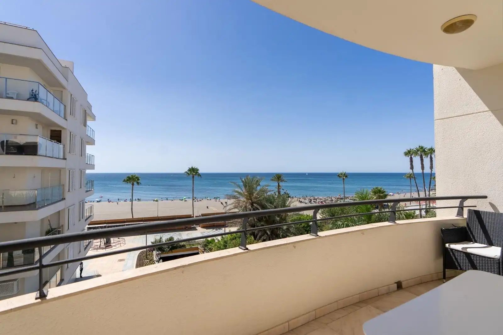 Apartament amb ascensor en venda a Estepona Pueblo
