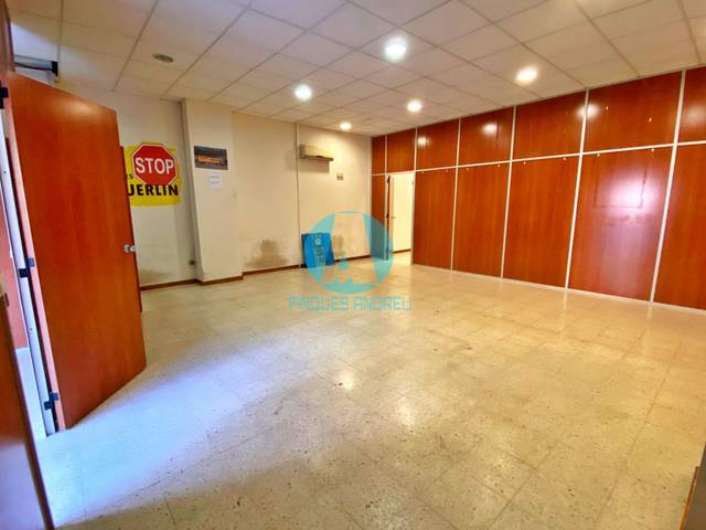 Local comercial en Alquiler en Cerdanyola Sud