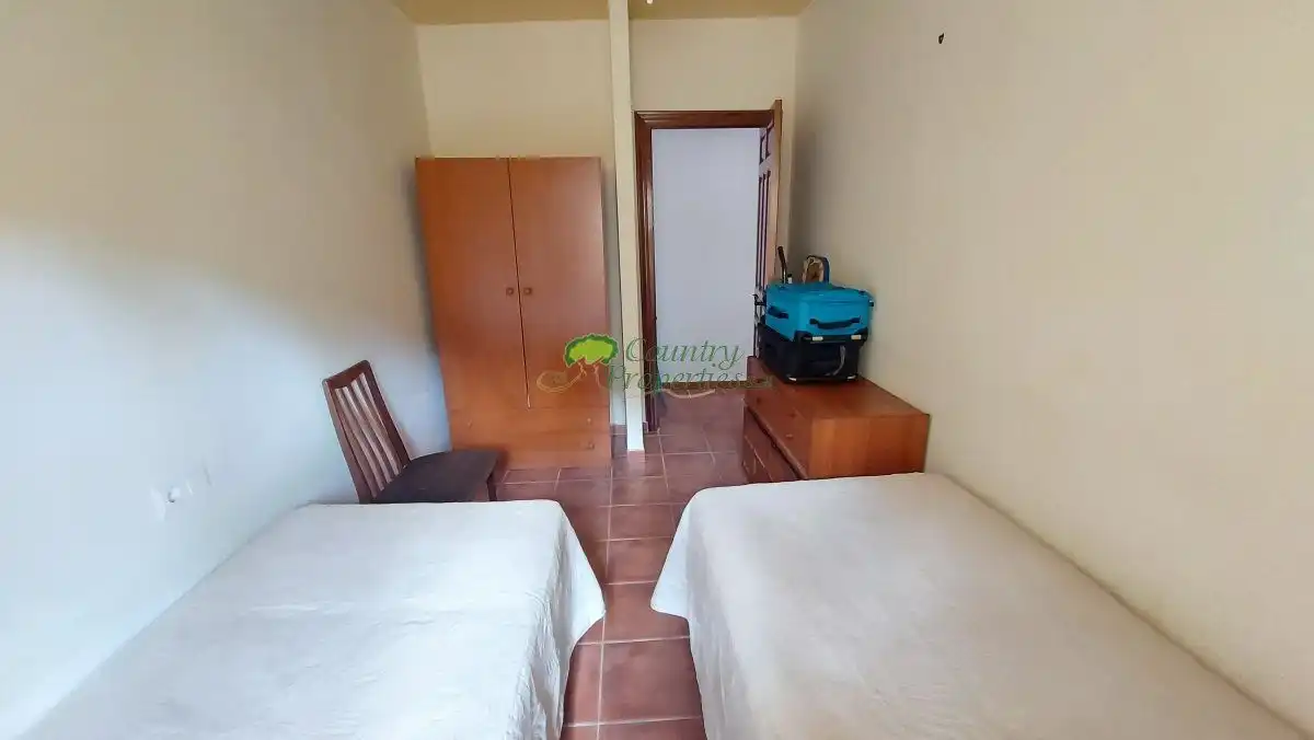 Habitación de Finca rústica en venta en Vélez-Málaga con Aire acondicionado, Terraza y Trastero