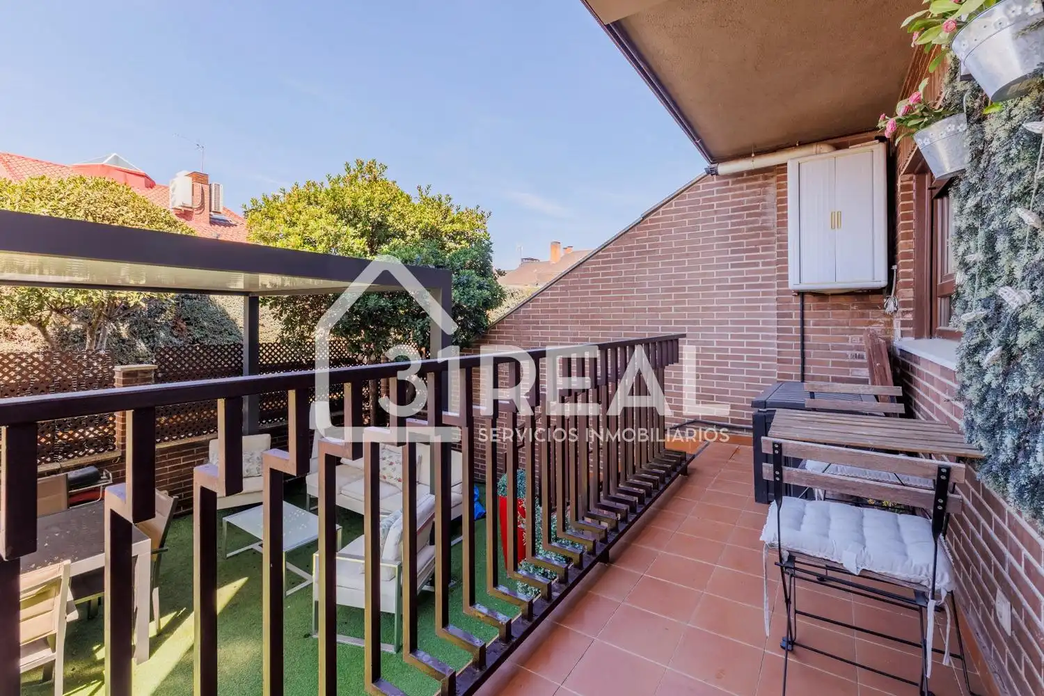 Balcony of Houses for sale in Madrid  with Air Conditioner, Heating and Private garden