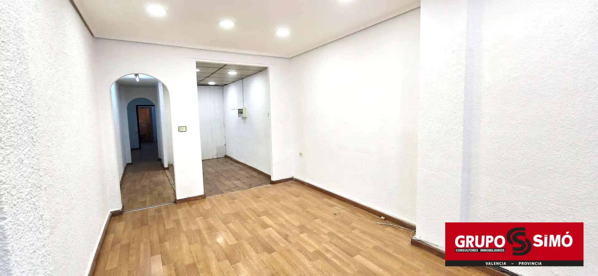Local comercial en venda a Carrer de Jerónima Galés 29, imagen 2
