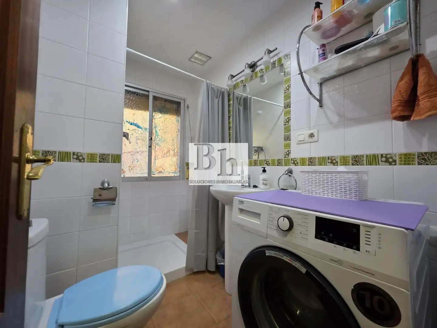 Baño de Piso en venta en Málaga con Aire acondicionado y Calefacción
