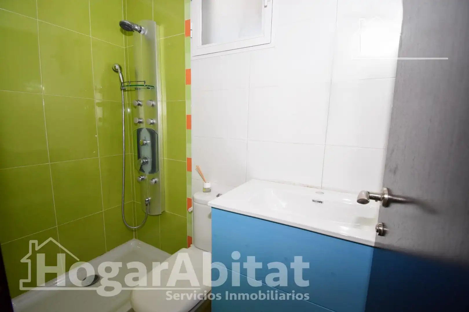 Baño de Ático en venta en Albal con Aire acondicionado, Calefacción y Terraza