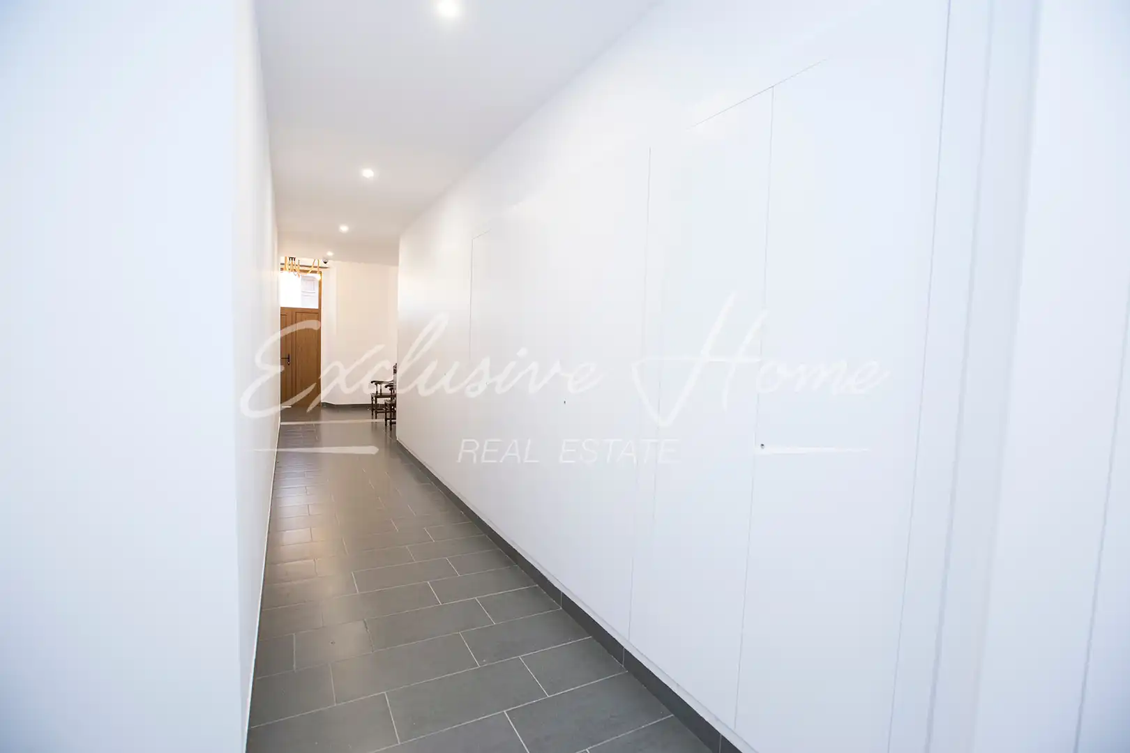 Piso con terraza en venta en Carrer de Sant Joaquim, imagen 2