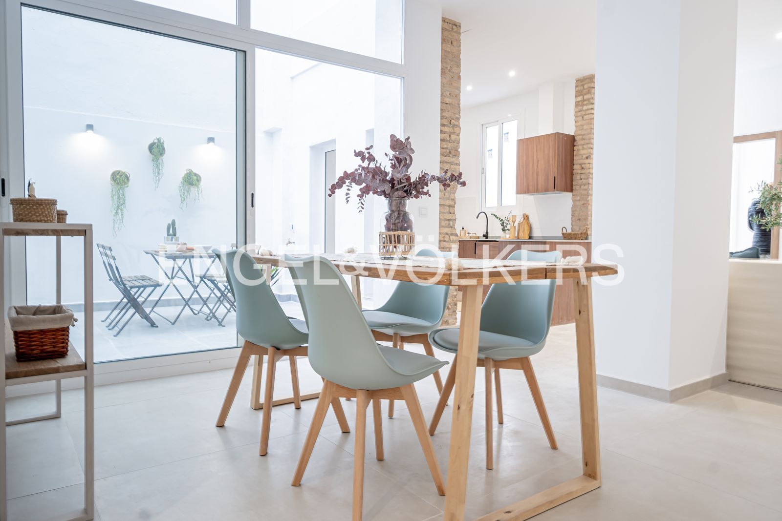 Menjador de Casa o xalet en venda en  Valencia Capital amb Calefacció i Terrassa