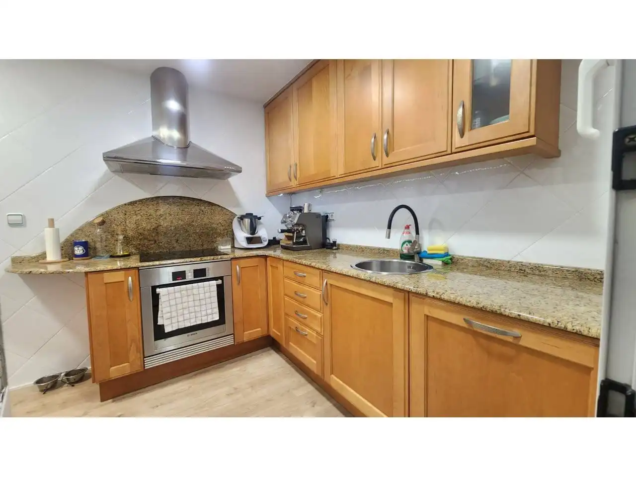 Kitchen of Flat for sale in Barcelona  with Air Conditioner, Parquet flooring and Terrace