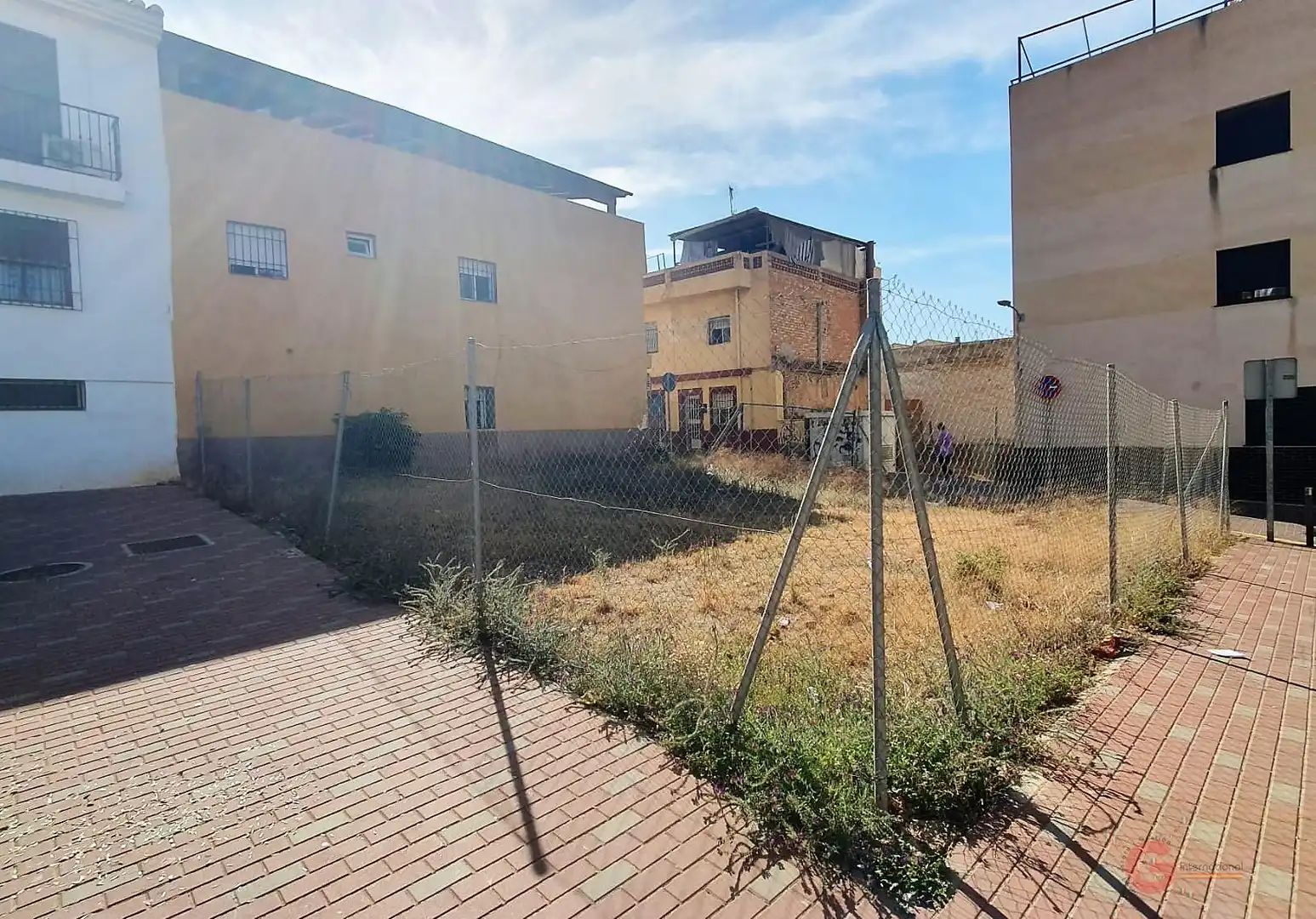Terrenos y solares en venta en Motril  ciudad, imagen 2