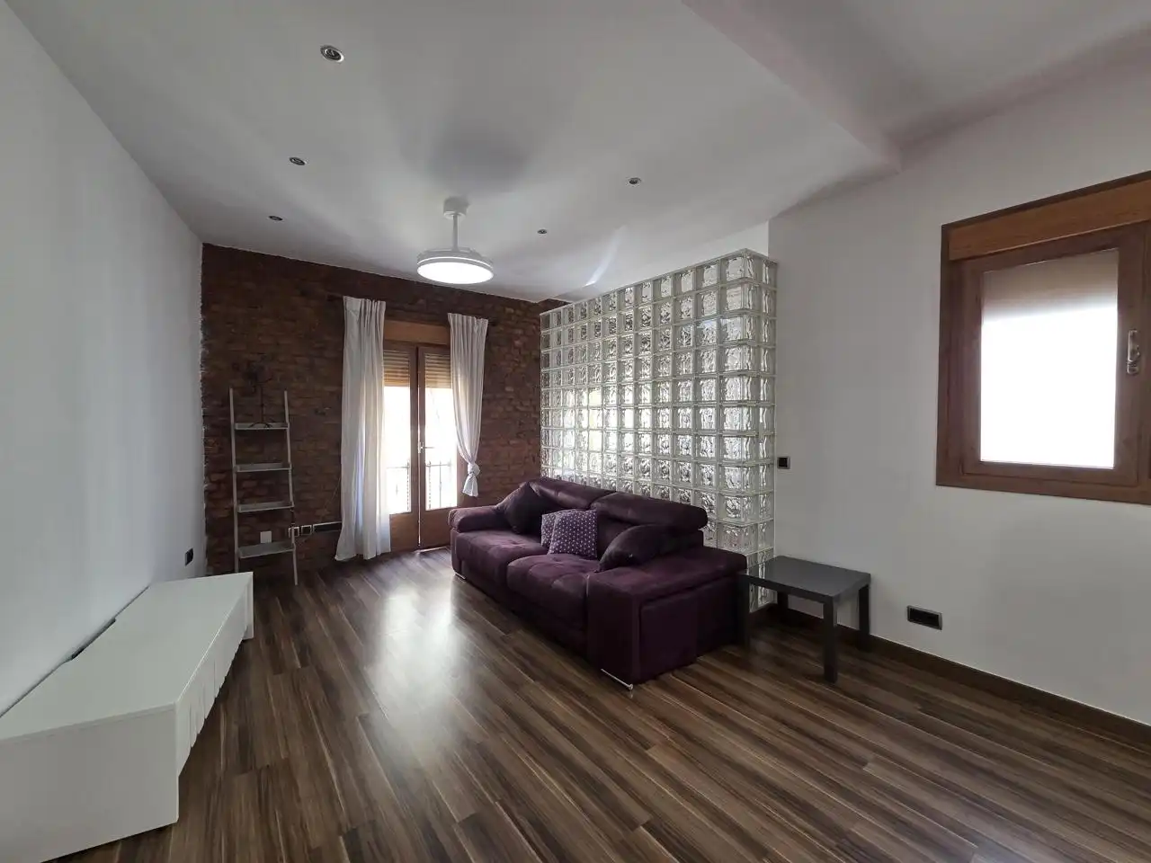 Living room of Flat for rent in Madrid  with Heating