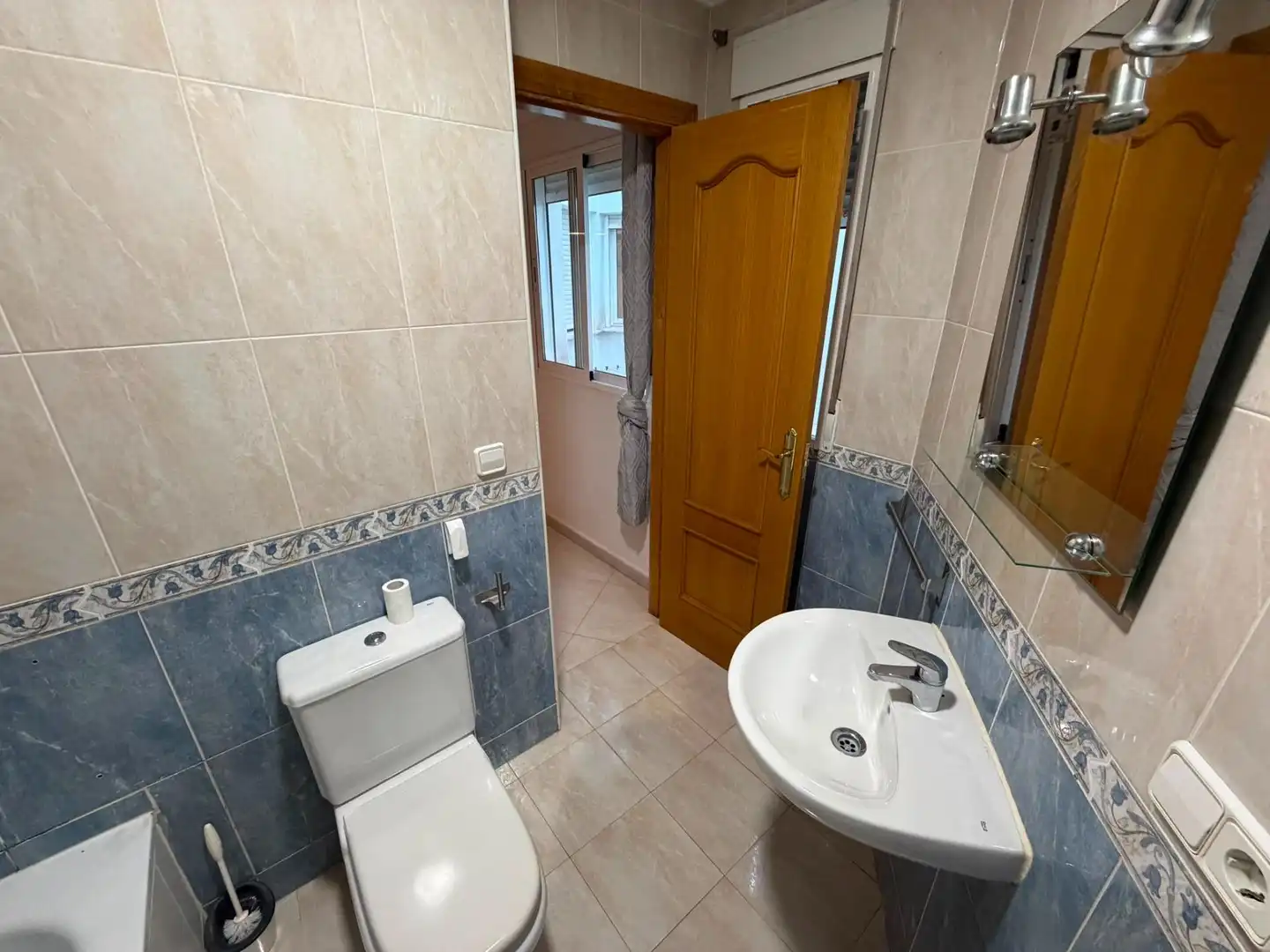 Flat with terrace for sale in Calle de Collao 33, imagen 21