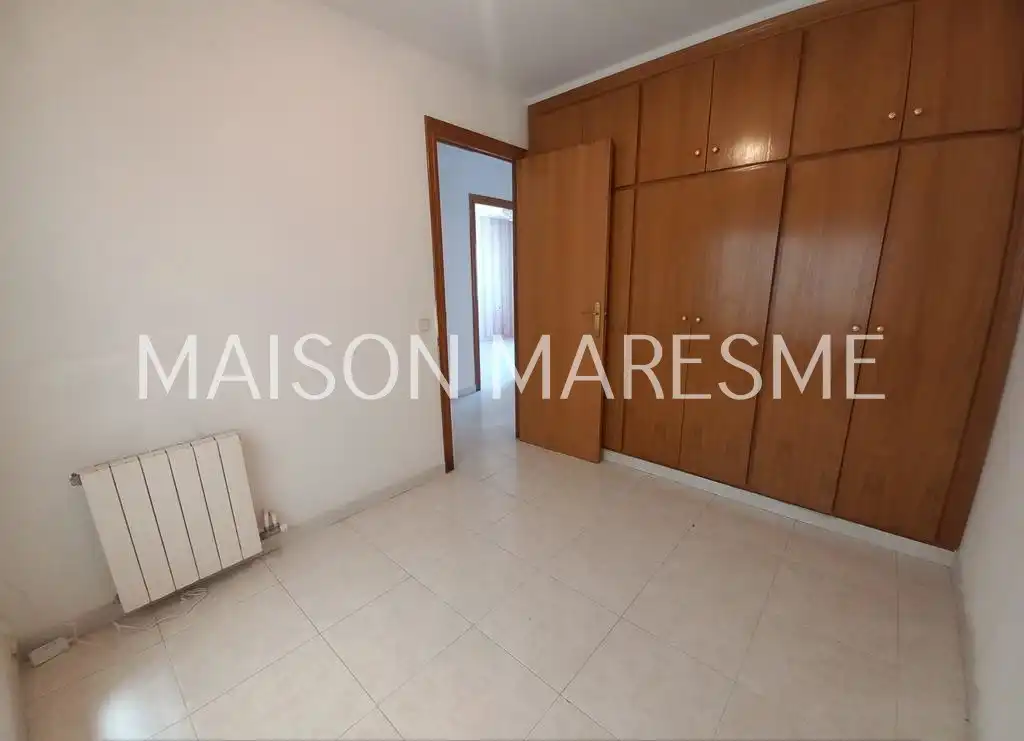 Habitación de Dúplex en venta en Canet de Mar con Aire acondicionado, Calefacción y Terraza