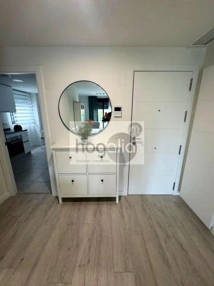 Wohnung zur Miete in Sevilla mit Klimaanlage, Heizung und Terrasse